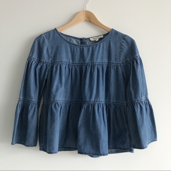 Madewell Tiered Chambray Top w Back button Closure - Picture 3 of 8